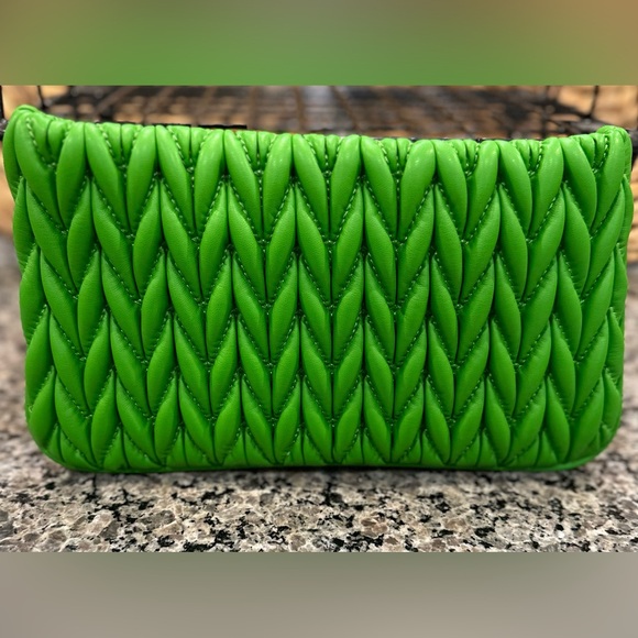 SHIRALEAH JODY ZIP POUCH, GREEN ✨LIKE NEW✨ - Picture 3 of 15